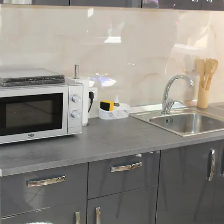 Orange Grove Retreat *