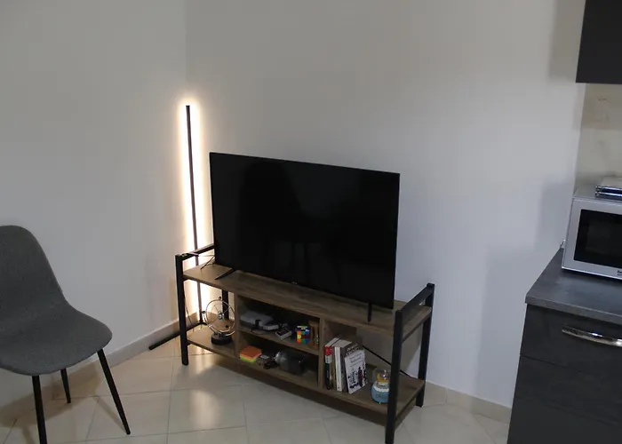 公寓 Orange Grove Retreat 地拉那