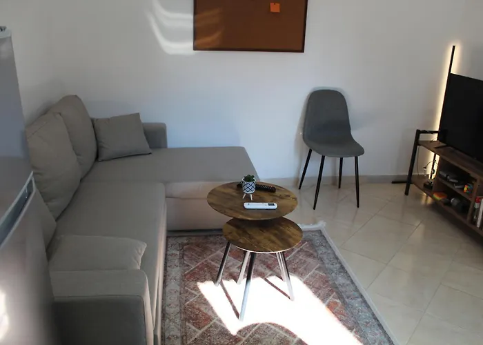 Orange Grove Retreat *